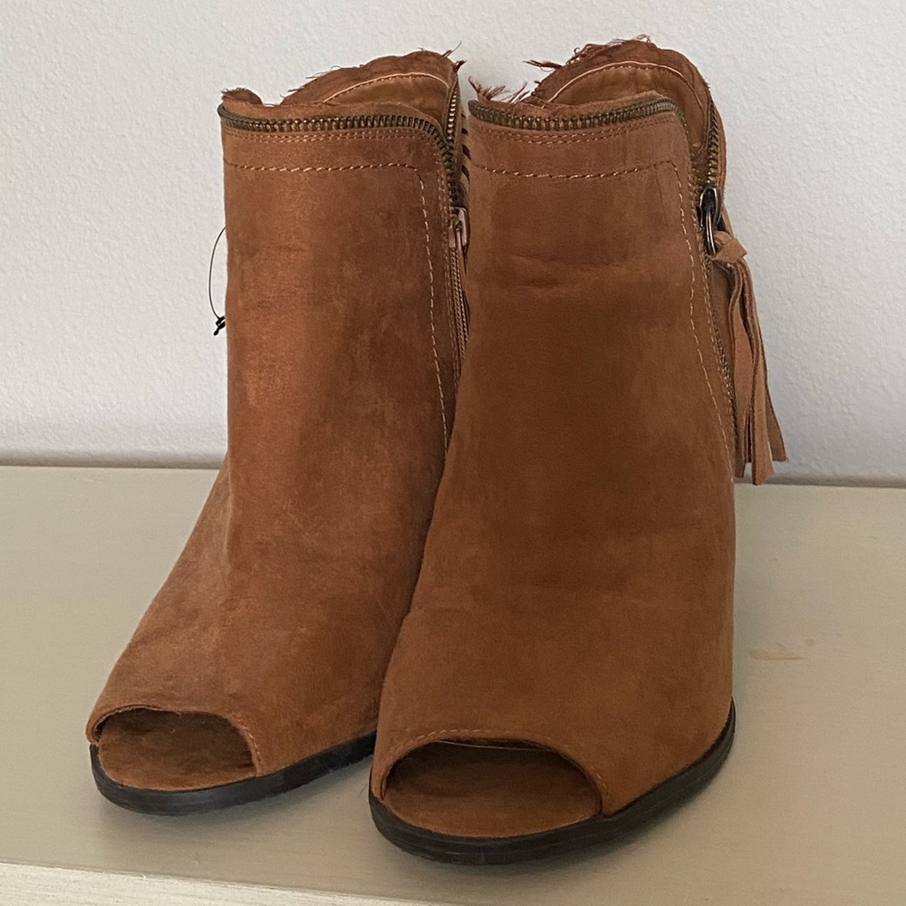Fringe booties - Picture 3 of 3